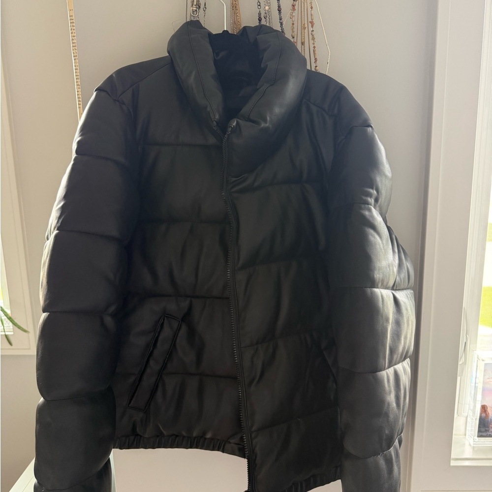 Target Black Puffer Jacket with Quilted Design and Plush Collar. Faux leather
